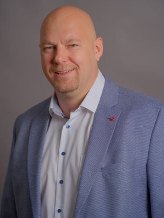 link building expert miklos roth